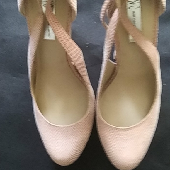 🚨Recent Price Drop🚨INC International Concepts Lucey Women’s Heels - Picture 8 of 8